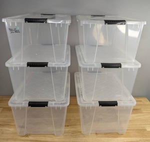 lot 48 image: Set of 6 Large Clear Plastic Storage Totes with Lids D