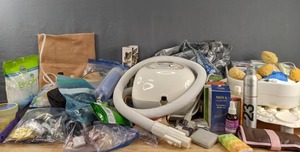 lot 244 image: Large Assortment of Home Spa Items D