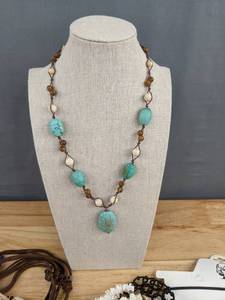 lot 236A image: Beautiful Jewelry Collection Bracelets, Necklaces, & Earrings D