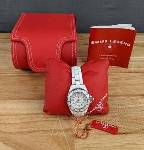 lot 19 image: Stunning Swiss Legend Karamica Watch in White with Red Case D