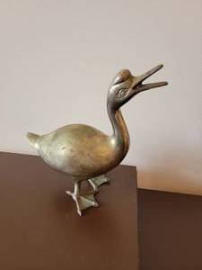 Pot Medal Goose & Horse and Wagon