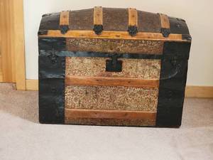 Vintage Camel Back Trunk A