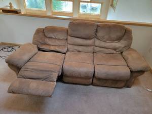 Cozy Camel Tone Electric Recliner