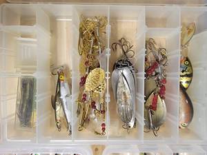 Amazing Anglers Tackle Set D - Flies & Vintage Baits