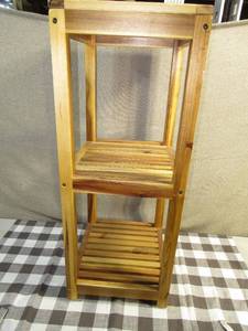 lot 39 image: Deluxe Three-Tier Bathroom Shelf-Teak