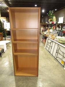 lot 76 image: 77 x 29 34 x 16 12 Commercial 4 Tier Book Case