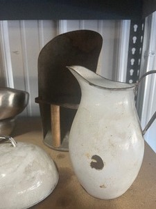 2 bed pans   vintage scoop   enamel ware items