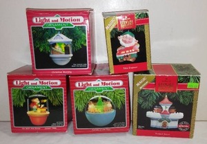 Vintage Hallmark Keepsake Ornaments Light Motion (5)
