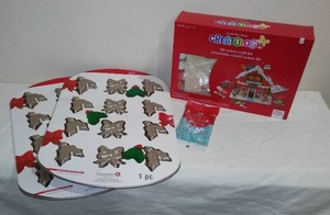New 3D Christmas Craft Set, Candy Molds (2) and Sprinkle mix.