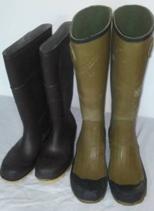 Rubber Boots (2) Pair.