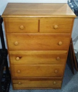 Dresser 6 Drawer Upright.