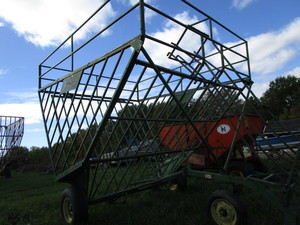 Pro Quality Hay Basket Wagon