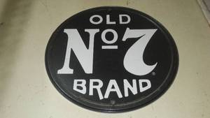 lot 282 image: Jack Daniels. Old No.7 Brand.
