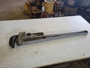 lot 161 image: RIDGID 36 Aluminum Pipe Wrench
