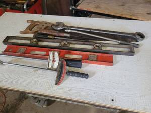 lot 178 image: PROTO 1-58 Combination wrench, Levels, Torque Wrenches, Saw and More