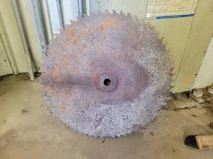 lot 193 image: Vintage 25 Sawmill Saw Blade