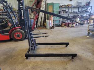 lot 199 image: Cherry Picker  Engine Hoist - Works