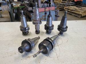 lot 210 image: (6) BT40 Mill Tool Holders