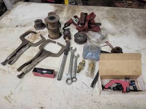 lot 239 image: Vise-Grip Welding Clamps, Starrett Level, INDICOL Indicator Holder and More