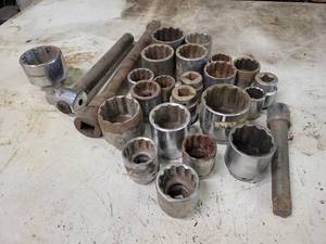 lot 240 image: Large Lot of Assorted 34 & 1 Drive Sockets and More - CRAFTSMAN, BONNEY, Stanley and More