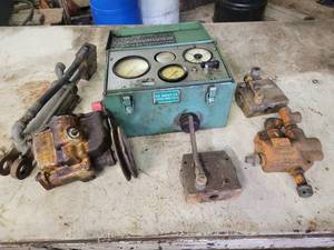 lot 278 image: The NUDAY Hydro-Analyzer, Hydraulic Control valves and More