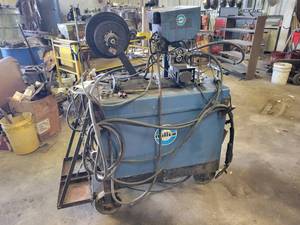 lot 100 image: Miller Deltaweld 450 DC Arc Welding Power Supply with Millermatic D-52A Dual Wire Feeder