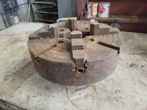 lot 281 image: Large 4-Jaw Lathe Chuck - Approx. 16 Diameter and 4.5 ID on the Back