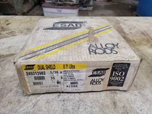 lot 296 image: ESAB Dual-Shield E71T-1 33# 116 Welding Wire Spool - Appears Unused