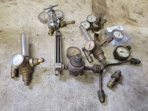 lot 301 image: (5) Assorted Compressed Gas Regulators