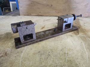 lot 312 image: Machinist Bench Center