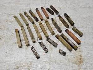 lot 338 image: Lot of (25) 12 Shank Single Point Lathe Tools