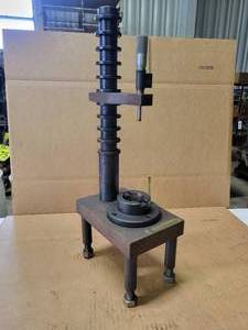 lot 356 image: KENNAMETAL CAT40 Taper Tool Setter
