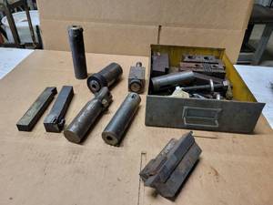 lot 367 image: Lot of Lathe Tool Holders and more - From 2 to 1.5 Diameter