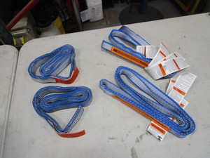 lot 16 image: (New) Lifting Straps