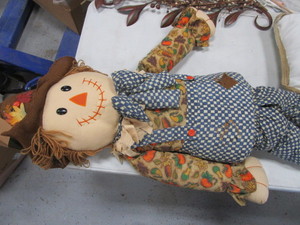 lot 21-A image: Misc. Home Decor