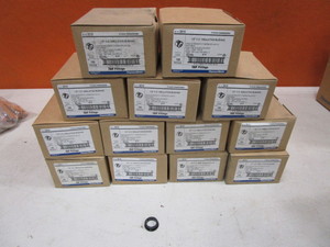lot 117 image: 1,300 12 Insulated Conduit Bushings