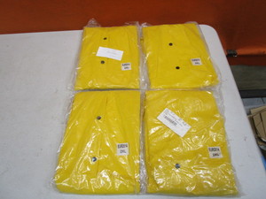 lot 142 image: (4) Raincoats Sz 2XL