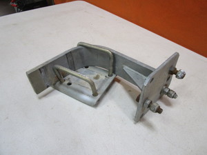 lot 145 image: Trailer Spare Tire Carrier