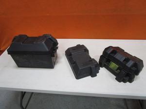 lot 168 image: RVMarine Battery Box & Covers