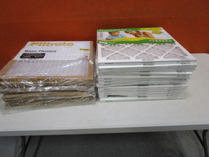 lot 175 image: (21) 20x20x1 Furnace Filters