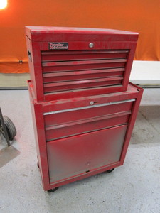 lot 212 image: Tool Chest