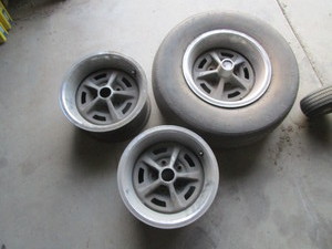 lot 221 image: 14 Rally Wheels
