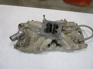 lot 233 image: Edelbrock SBC Alum Intake