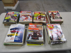 lot 239 image: Various Hot Rodding Magazines