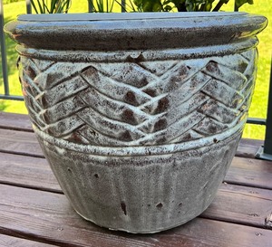 lot 27 image: Large Decorative Ceramic Patio Planter Pot #2