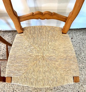 lot 219 image: Vintage Pair of French Provincial Distressed Wooden Ladder Back Rush Seat Dining Chairs