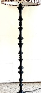 lot 229 image: Decorative Floor Lamp with Shade
