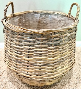 lot 164 image: Wicker Basket with 2 Large Soft Wool Remnants for your next project