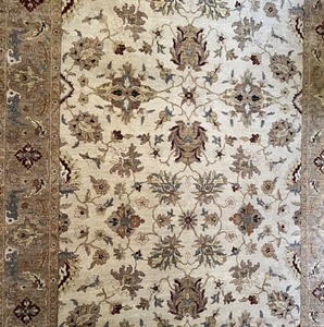 lot 73 image: Pure Wool Hand Woven Area Rug - Taupe Border