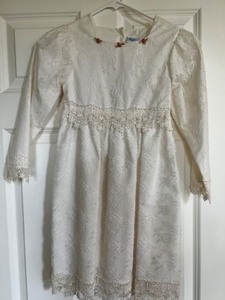 lot 90 image: BRYAN - Young Girls Dress - Size 6X